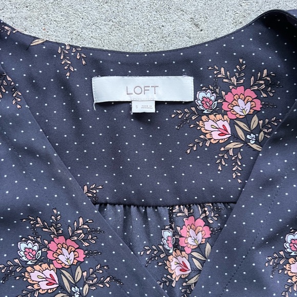 LOFT Dark Floral Button-Up Blouse - Picture 3 of 4